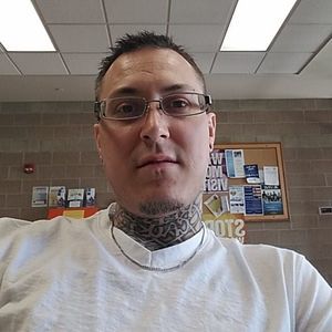 Meet your Posher, Derrick